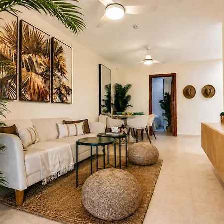 Msm Sahara - Elegant Coastal Retreat With Private Terrace & Pool Access