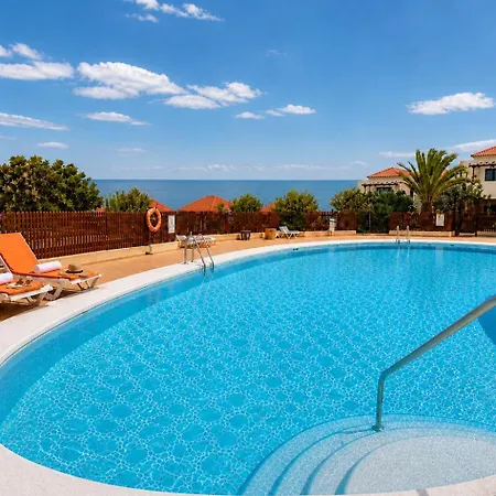 Msm Sahara - Elegant Coastal Retreat With Private Terrace & Pool Access