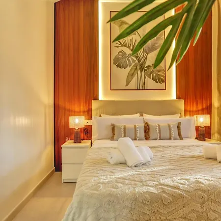 Msm Sahara - Elegant Coastal Retreat With Private Terrace & Pool Access Dom wakacyjny *